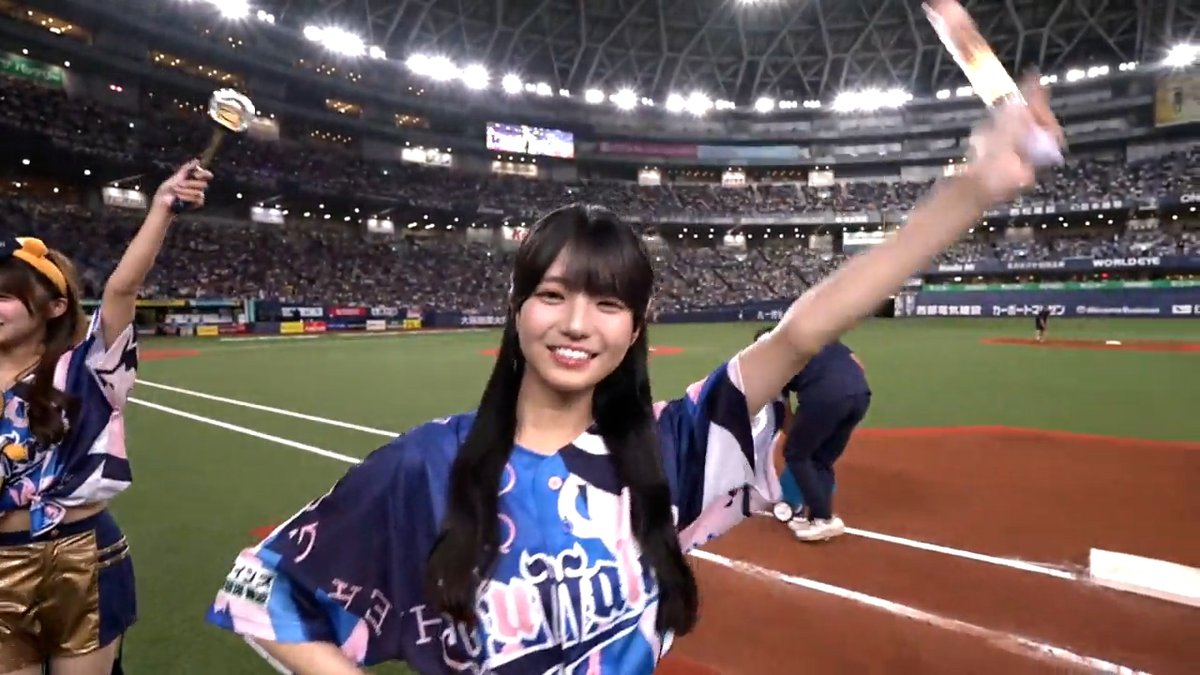 #乃木坂野球部 ⚾ #黒見明香 #瀬戸口心月 の熱烈応援📣 #黒見明香 さんは #清宮幸太郎 と家族ぐるみの仲で黒見ノートをつけるほどの野球好き😉 #瀬戸口心月 さんは名門鹿児島実業のチア出身で野球好きをダンスで体現🎶 #Bs2026 #lovefighters #ベースボールLIVE で配信中[初月無料]