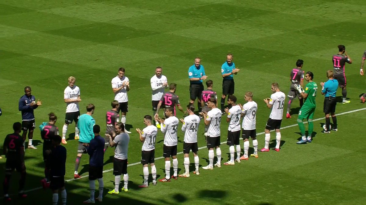 6 years ago today Derby County gave Leeds a guard of honour at home when a hungover Leeds team took the piss in a comfortable win. Followed by some breakdancing on the pitch from a drunk Mateusz Klich blue_tick #lufc