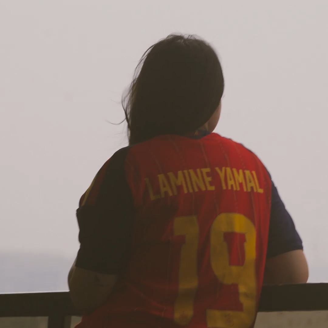 🗽 ¿Y por qué no? 26 camisetas. 26 personas. Una ciudad, Nueva York. 26 jugadores convocados con 50 millones de españoles viviendo la misma pasión. #VamosEspaña | #CopaMundialFIFA