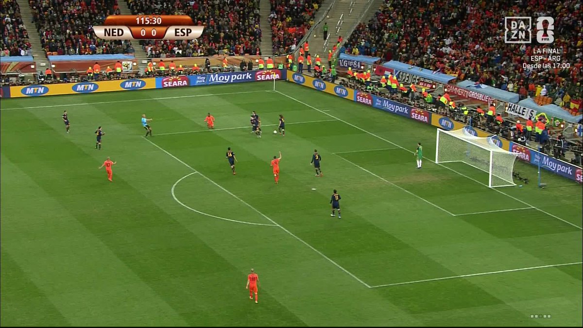 ⭐🇪🇸 ASÍ BORDÓ ESPAÑA SU PRIMERA ESTRELLA 👀 ¿Será el de Iniesta un gol premonitorio? Hoy está permitido soñar ✨ #DAZNMundial #FIFAWorldCup