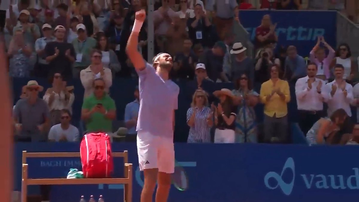 All the feels 🥹 Stefanos Tsitsipas is back in the winners enclosure! EFG Swiss Open Gstaad | #SwissOpenGstaad