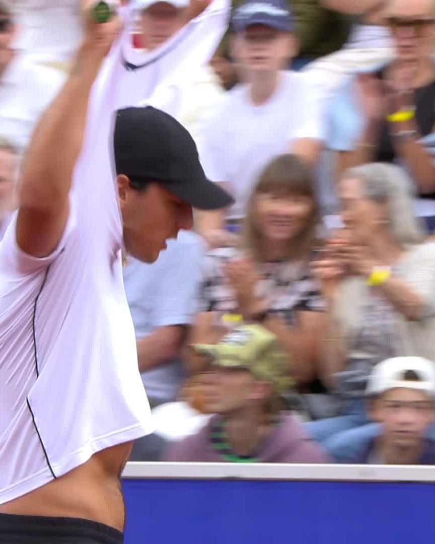 Advantage: Rublev ✅ The top seed wins the opener 6-4 vs Darderi in the Bastad final #NordeaOpen