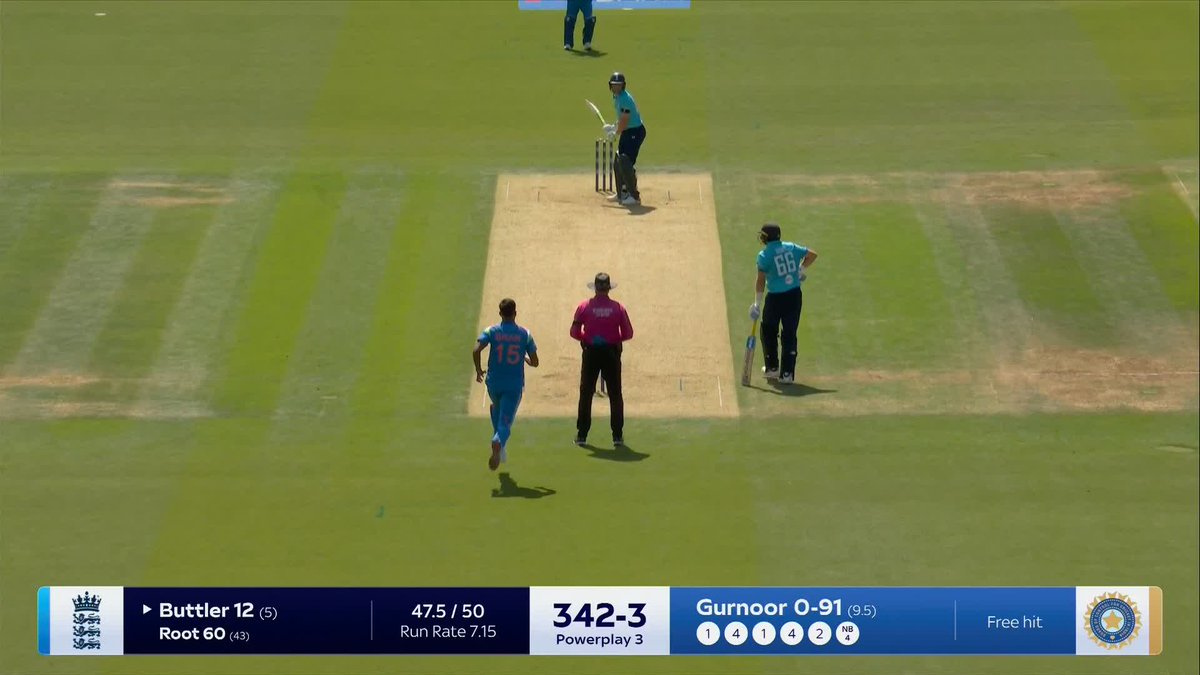 Jos Buttler LAUNCHES over long-on to wrap up a very expensive 48th over! 💣