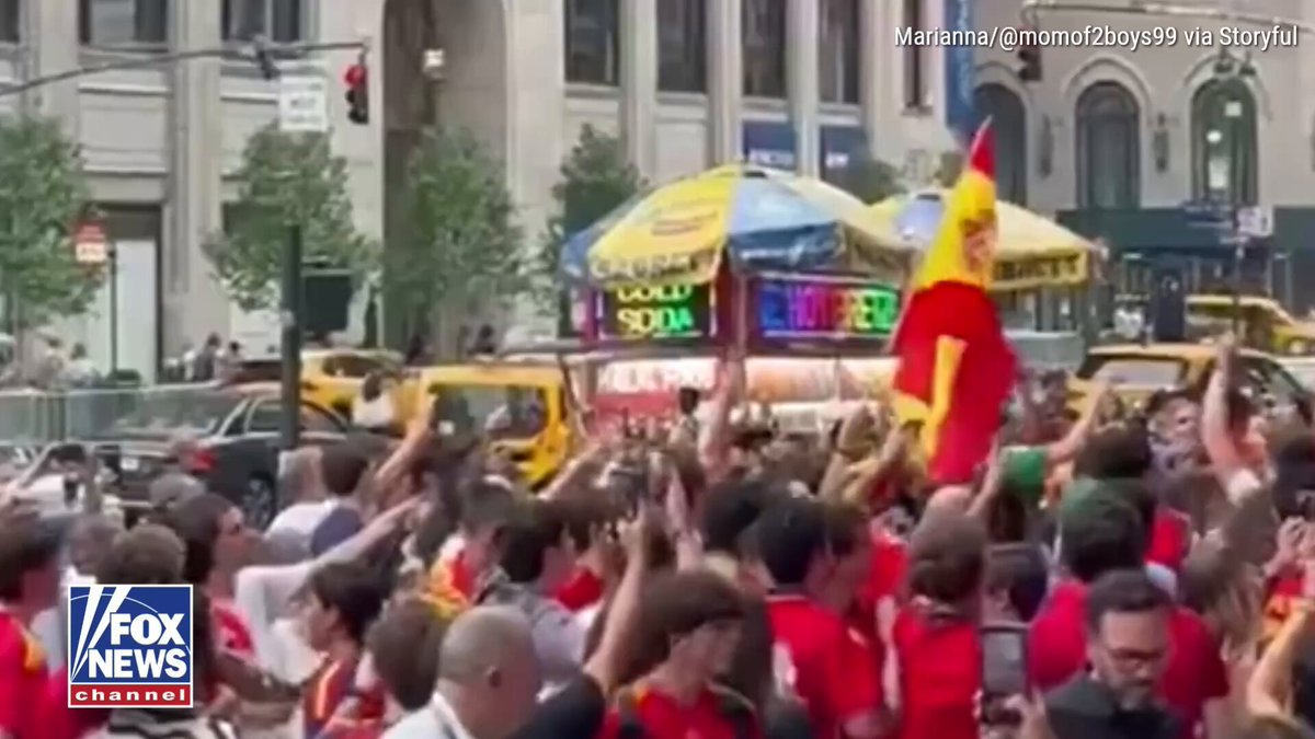WATCH: Spain fans flood streets outside Madison Square Garden, turning New York into a sea of red and yellow ahead of the World Cup final against Argentina.