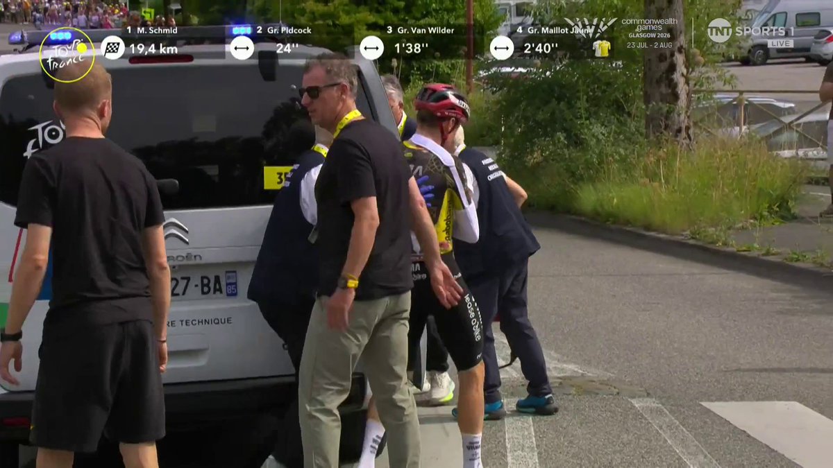 A heartbreaking end to his Tour ๐ Jonas Vingegaard's Tour de France comes to an unexpected end as the two-time champion abandons during Stage 15 following a crash in the peloton. ๐ฎโ๐จ Get well soon, Jonas.