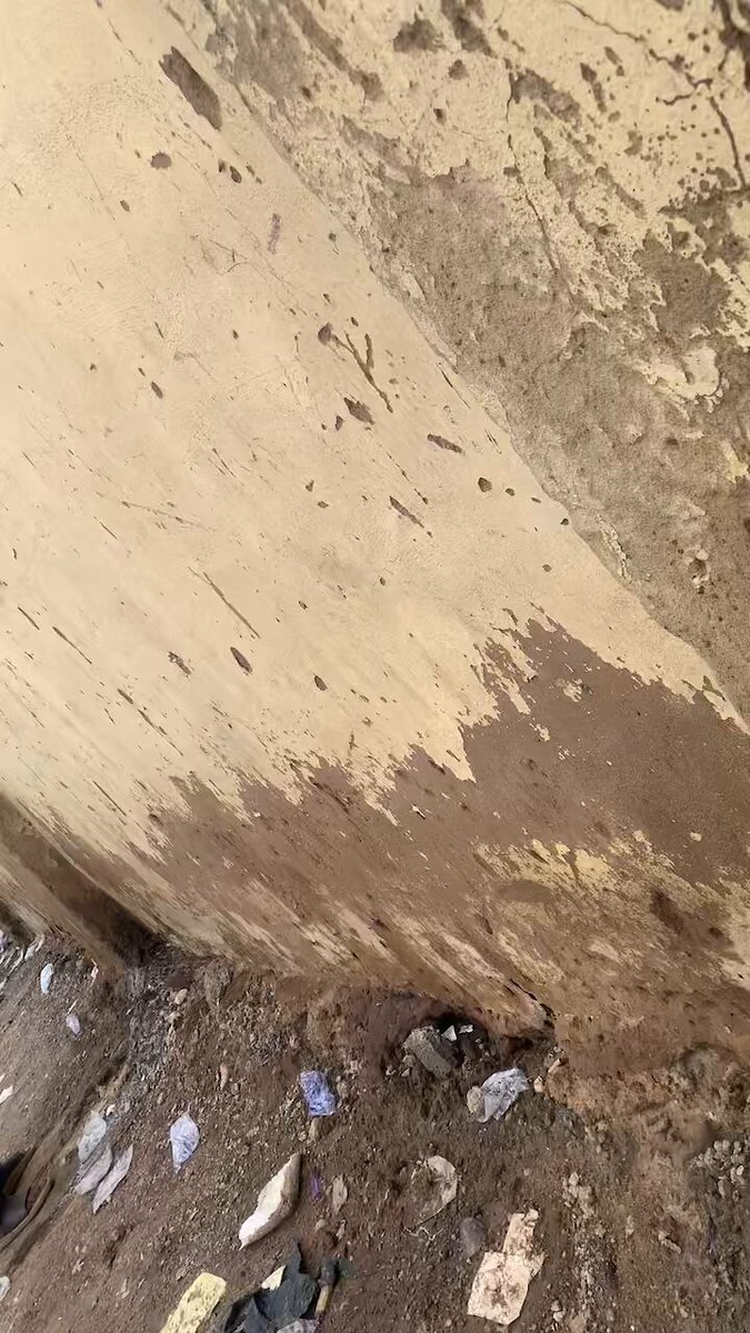 Black man piss, his dick is so big that he wanted to take out every drop of the piss. #piss #blackman #bigdick