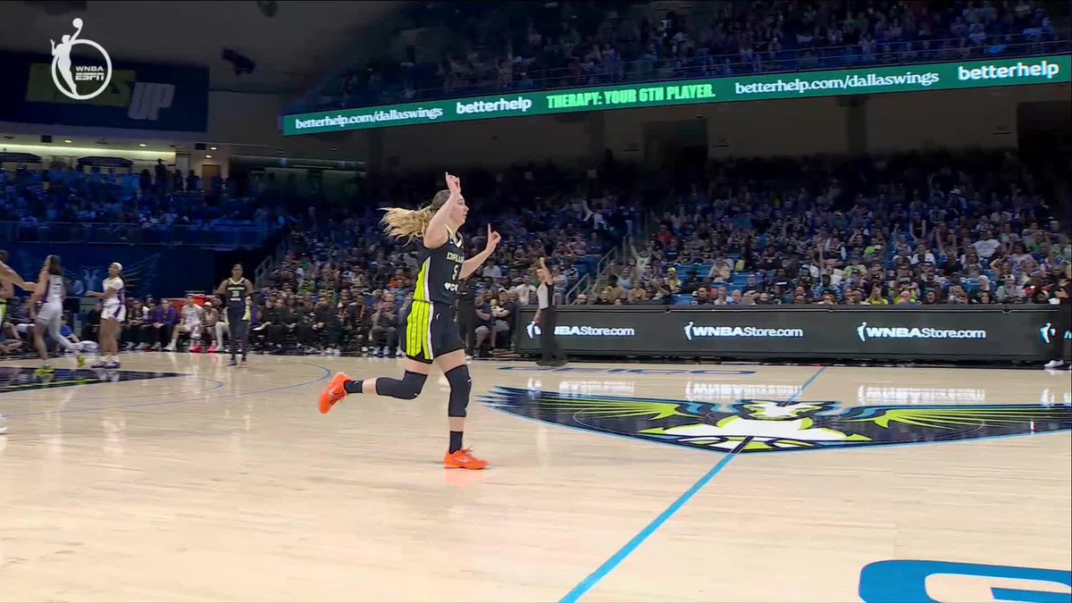 Paige Bueckers IN HER BAG 😤 Watch Sparks-Wings NOW on ABC &amp; the ESPN App 🍿
