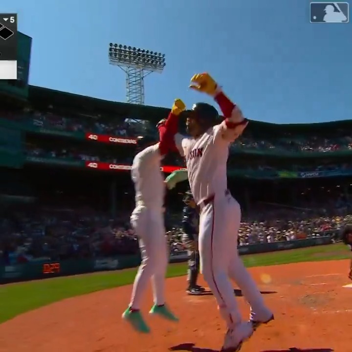 Willson sending out souvenirs!