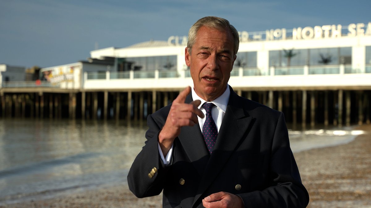 Britain’s establishment is doing everything they can to stop a political revolution. Send them a message.