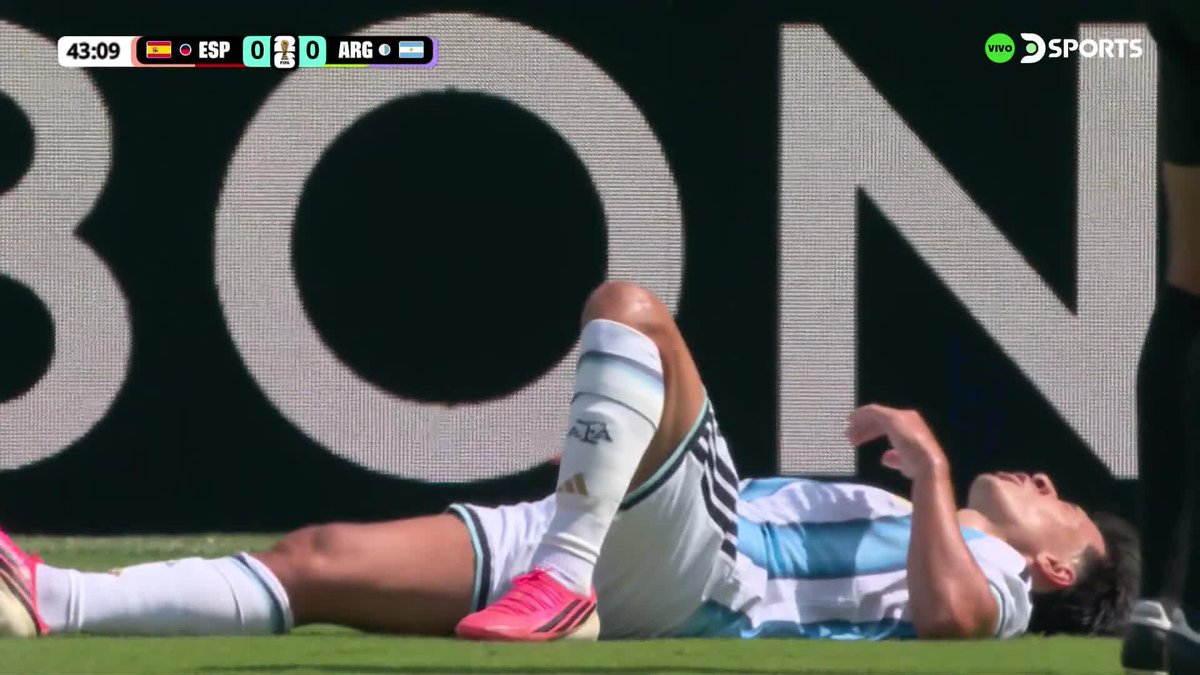 🇦🇷❌ LISANDRO MARTÍNEZ SALE REEMPLAZADO POR LESIÓN EN LA FINAL DEL MUNDO.