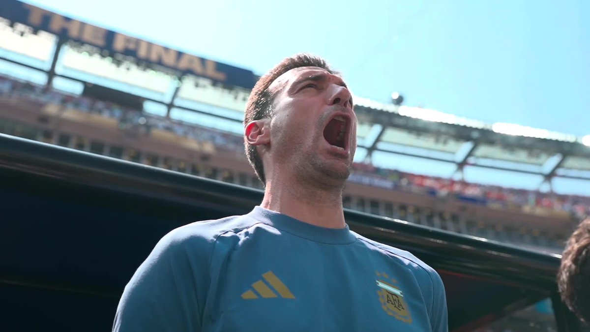 El himno cantado por nuestro Lionel Scaloni 😍🇦🇷