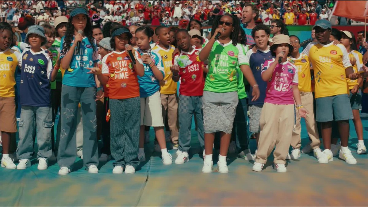 PS22 Chorus sing with some of Sesame Street to close the #FIFAWorldCup Halftime Show!