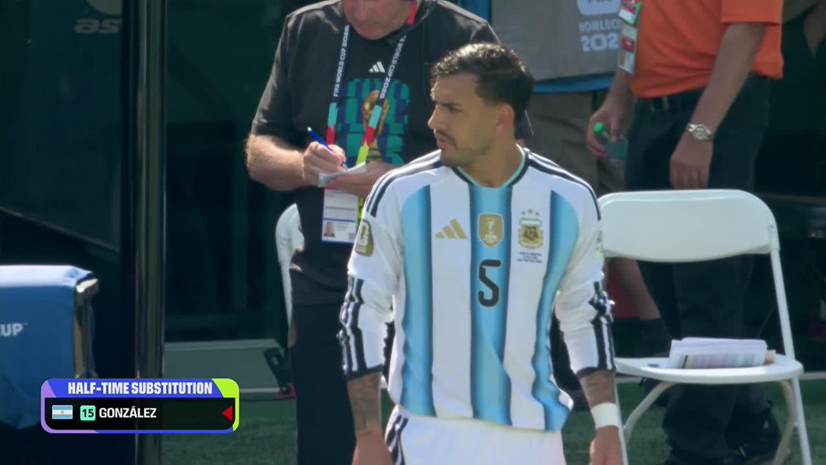 LEANDRO ADENTRO: Paredes ingresó por Nicolás González en el entretiempo para la final del Mundial vs. España. ⚽ #ESPNMundial 📺 Mirá los mejores partidos de la #FIFAWorldCup por ESPN, en el Plan Premium de #DisneyPlus
