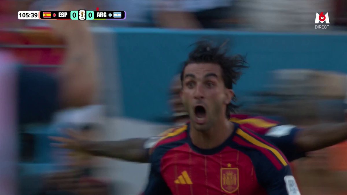 Ferran Torres fait enfin sauter le verrou ! Après une domination offensive de tous les instants, l'Espagne est enfin récompensée et prend les devants dans cette finale. L'explosion de joie pour la Roja ! Espagne 1-0 Argentine Suivez le match sur M6 et M6+ #CDM2026 #FIFAWorldCup #ESPARG
