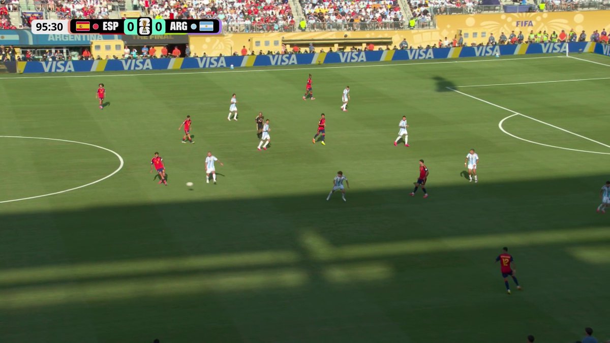 نيكو ويليامس أحرز هدفاً للمنتخب الإسباني ألغاه حكم اللقاء بسبب حدوث خطأ على لاعب إسبانيا ميكيل ميرينو #كأس_العالم2026