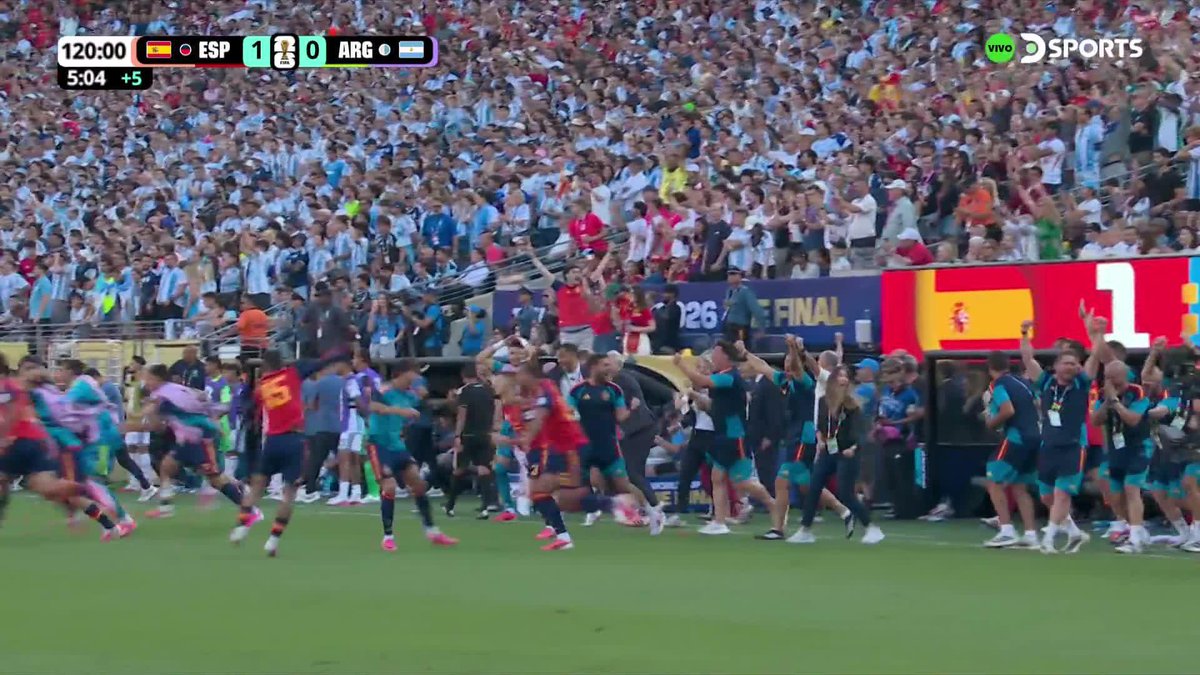 EL MOMENTO DE LA CONSAGRACIÓN DE ESPAÑA El conjunto de Luis De la Fuente, campeón del mundo tras vencer a Argentina. #MundialEnDSPORTS #FIFAWorldCup