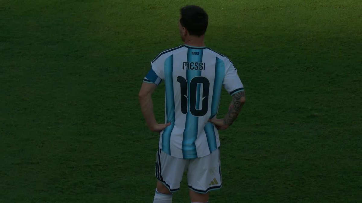 🚨🇦🇷🇪🇸 | Así reaccionó Messi al gol de Ferrán Torres que le dio la victoria y la Copa del Mundo a España frente a Argentina.