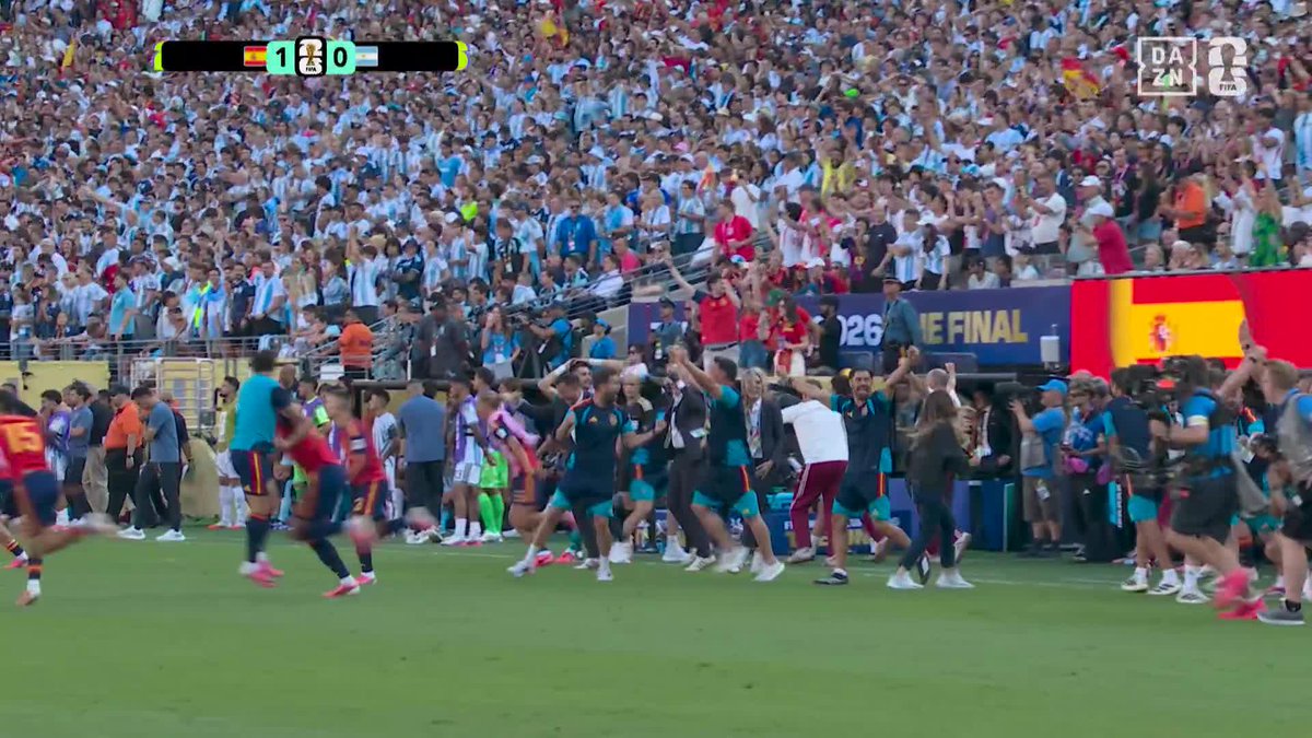 🇪🇸無敵艦隊が2度目の戴冠🏆🏆 延長後半にフェラン・トーレスが決勝弾！ スペインが16年ぶり2度目のワールドカップ制覇 そして世界記録の公式戦38試合無敗達成 🏆#FIFAワールドカップ 決勝 🆚スペイン×アルゼンチン 📱#DAZN で無料ライブ配信(登録不要) #本気で楽しむならDAZN