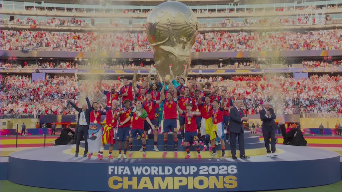 AL CIELO CON ESA COPA 🏆 ¡¡¡¡SOMOS LOS CAMPEONES DEL MUNDO!!! #DAZNMundial