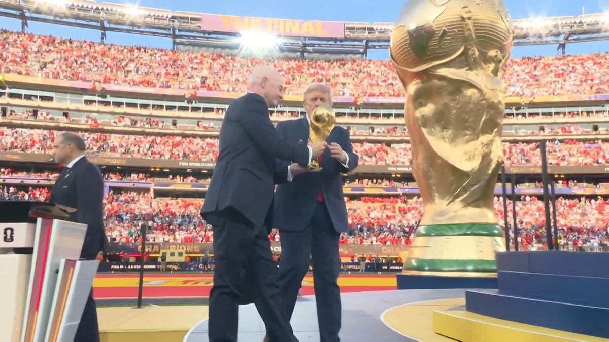 Rodri did his best to get Donald Trump out of the World Cup trophy lift. It didn't work.