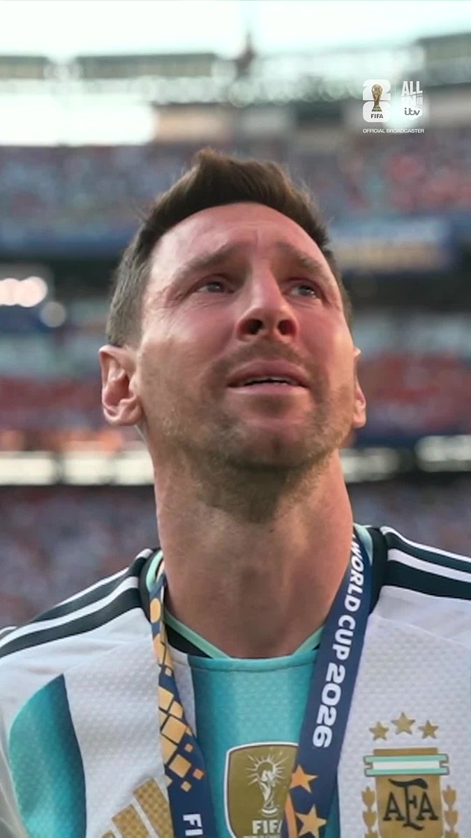 Messi overcome with emotion 🥺 The Argentine great watches on as Spain collect their World Cup winners' medals