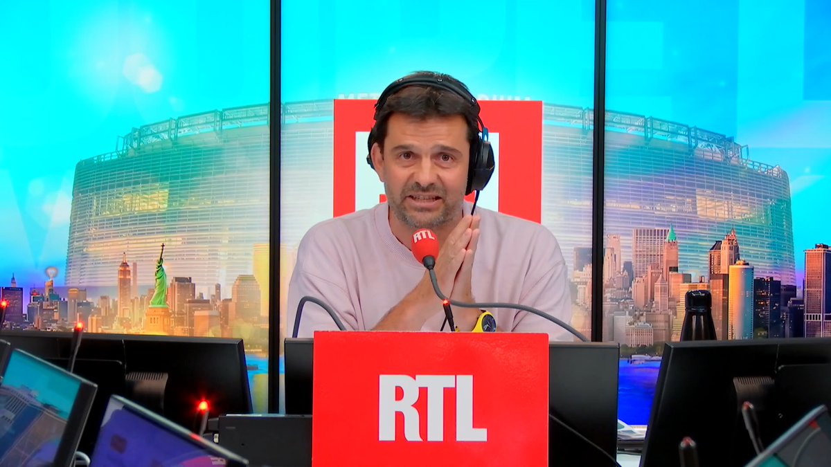 Clap de fin pour #RTLFoot : Coupe du monde, l'émotion d'Éric Silvestro, merci pour tout ❤️