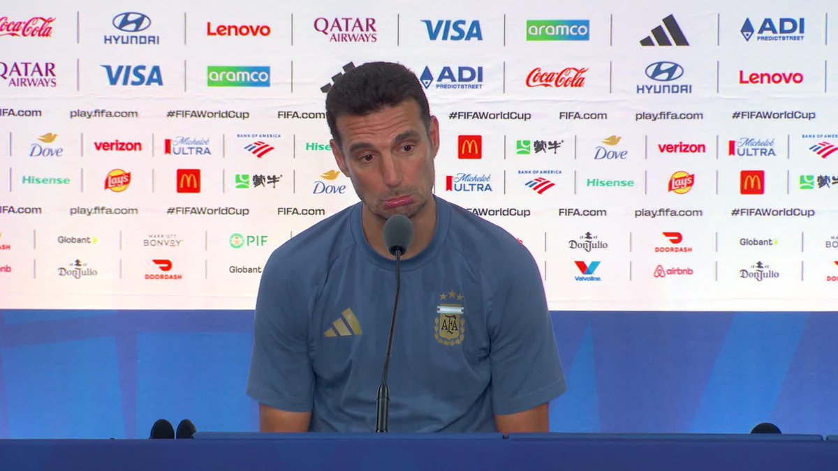 "TENGO UNA IDEA DE LO QUE QUIERO HACER, CUMPLIRÉ EL CONTRATO" Lionel Scaloni, entre lágrimas, sobre su futuro en la Selección Argentina. #MundialEnDSPORTS #FIFAWorldCup