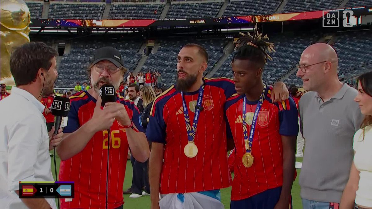 🗣️ Javier Bardem: "Esta Selección es un ejemplo para millones de niños que han aprendido cómo se gana UNA FINAL jugando LIMPIO" #DAZNMundial
