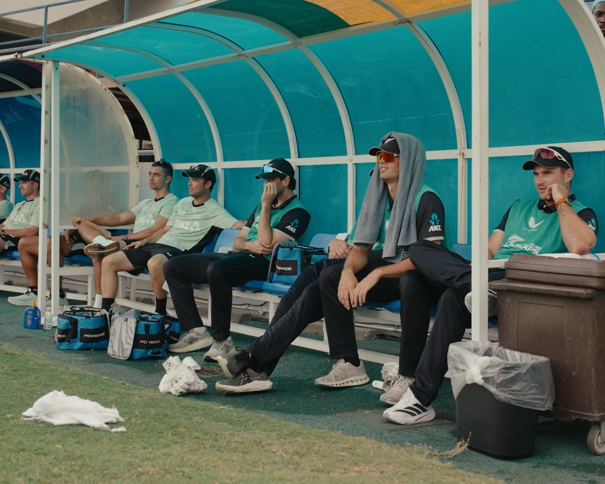 From the dugout. The moment Mitchell Santner hit the winning runs in VERY close finish in the fourth ODI. #WINvNZ