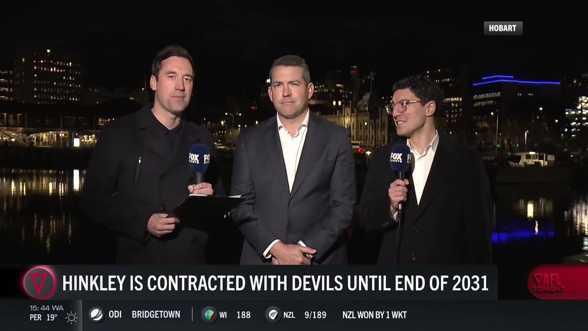 TASSIE'S RECRUITING PLOY 💥 Jon Ralph walks through the cunning list manoeuvres Tasmania could unveil to help craft their playing list ahead of 2028. 📺 Watch #AFLTonight on Ch. 504 or stream via Kayo Sports |