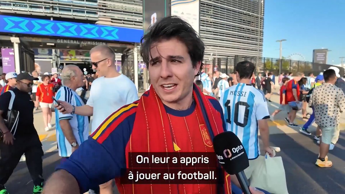 😎🇪🇸 Les supporters de la Roja aux anges après #ESPARG : "On leur a appris à jouer au football" #beINFWC2026 #FIFAWorldCup