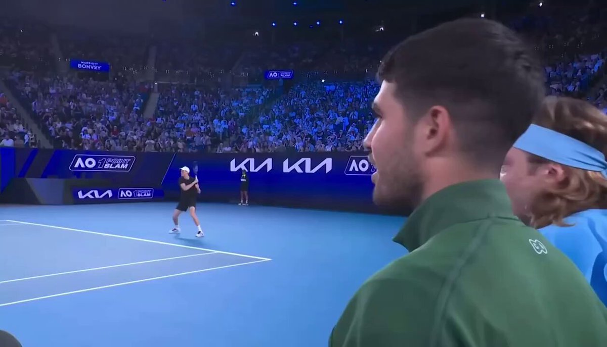 I miss wag Carlos watching Jannik...