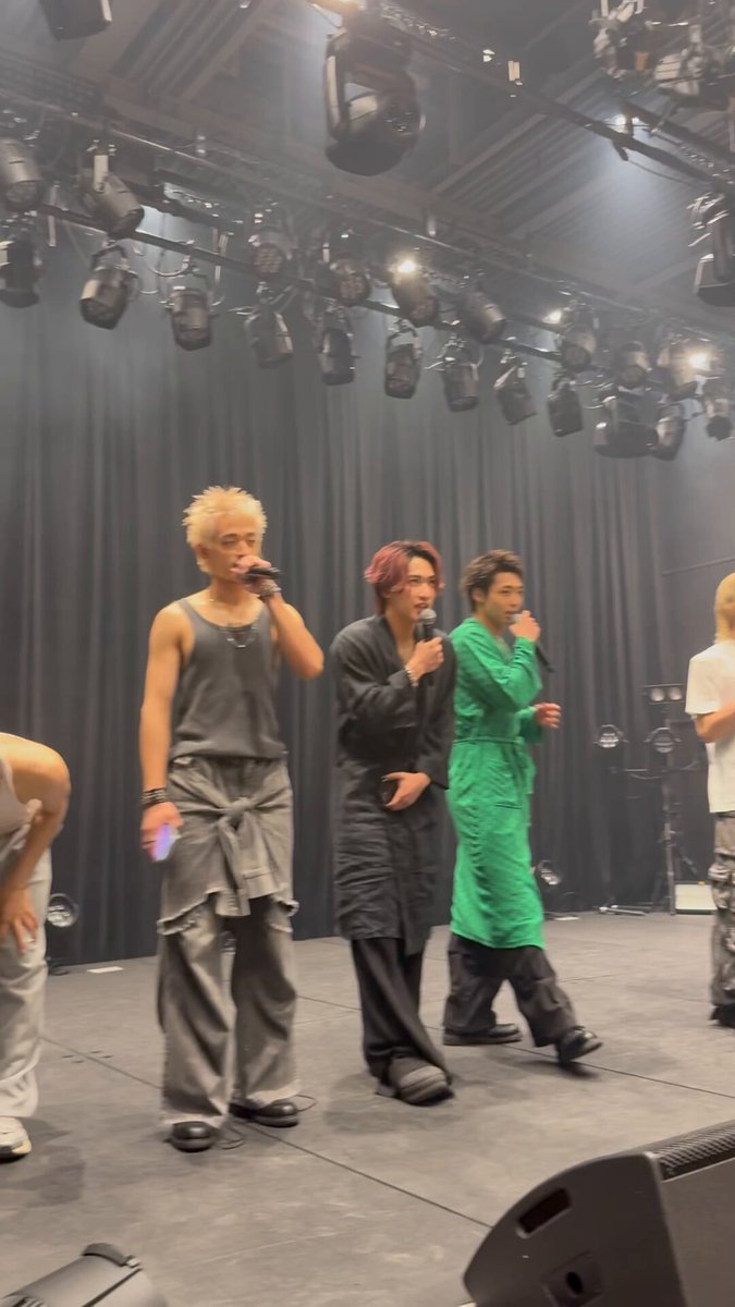 【 #WATWING ライブ情報】 WATWING Live Tour「love」 Special Edition at パシフィコ横浜 ⚠️⚠️FC先行本日までです！！⚠️⚠️ 🗓2027年3月5日(金) 開場 18:00 / 開演 19:00 📍会場：パシフィコ横浜 国⽴⼤ホール ◎W HOME会員チケット先行受付期間 7月11日(土)12:00～7月20日(月・祝)23:59