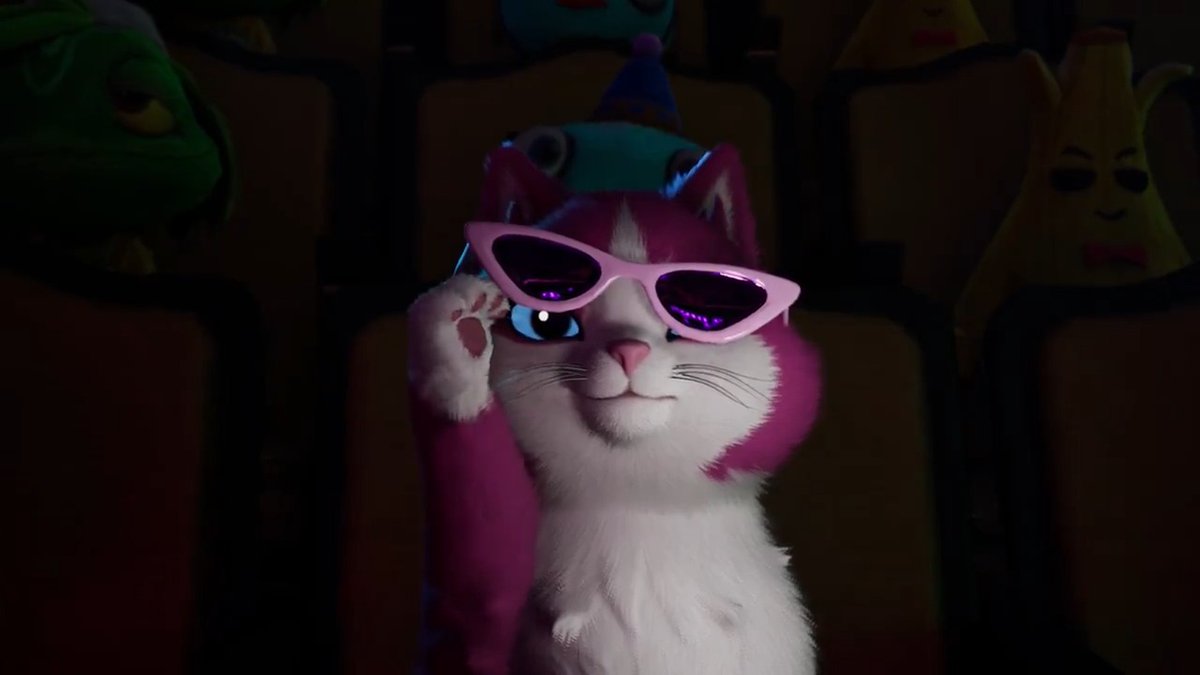 it’s called fashion, sweetie, look it up 💅