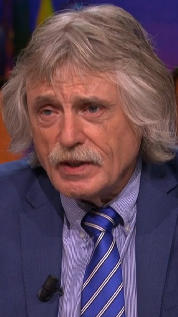 Johan Derksen heeft zich kapot geërgerd aan de WK-finale: 'Een schande voor het voetbal' 💥 #vandaaginsideoranje