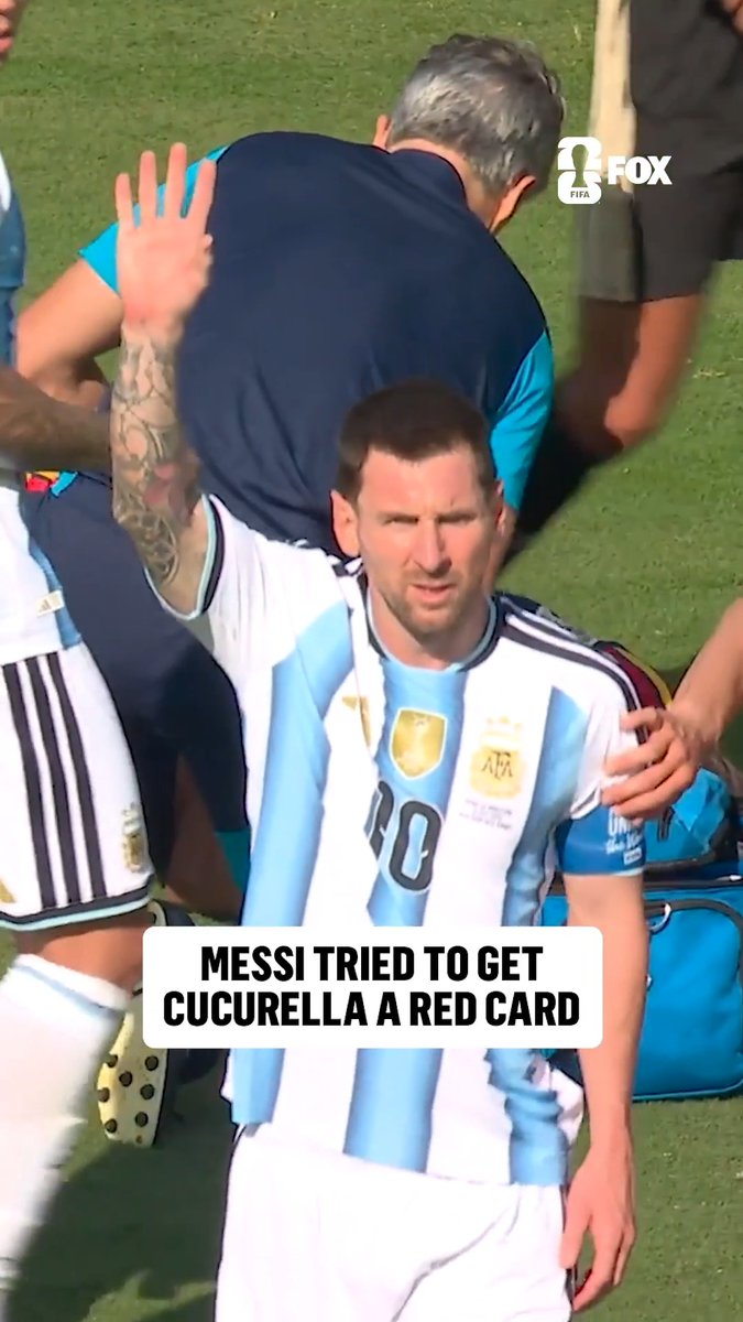 Messi really tried to get Cucurella a red card for covering his mouth 😅
