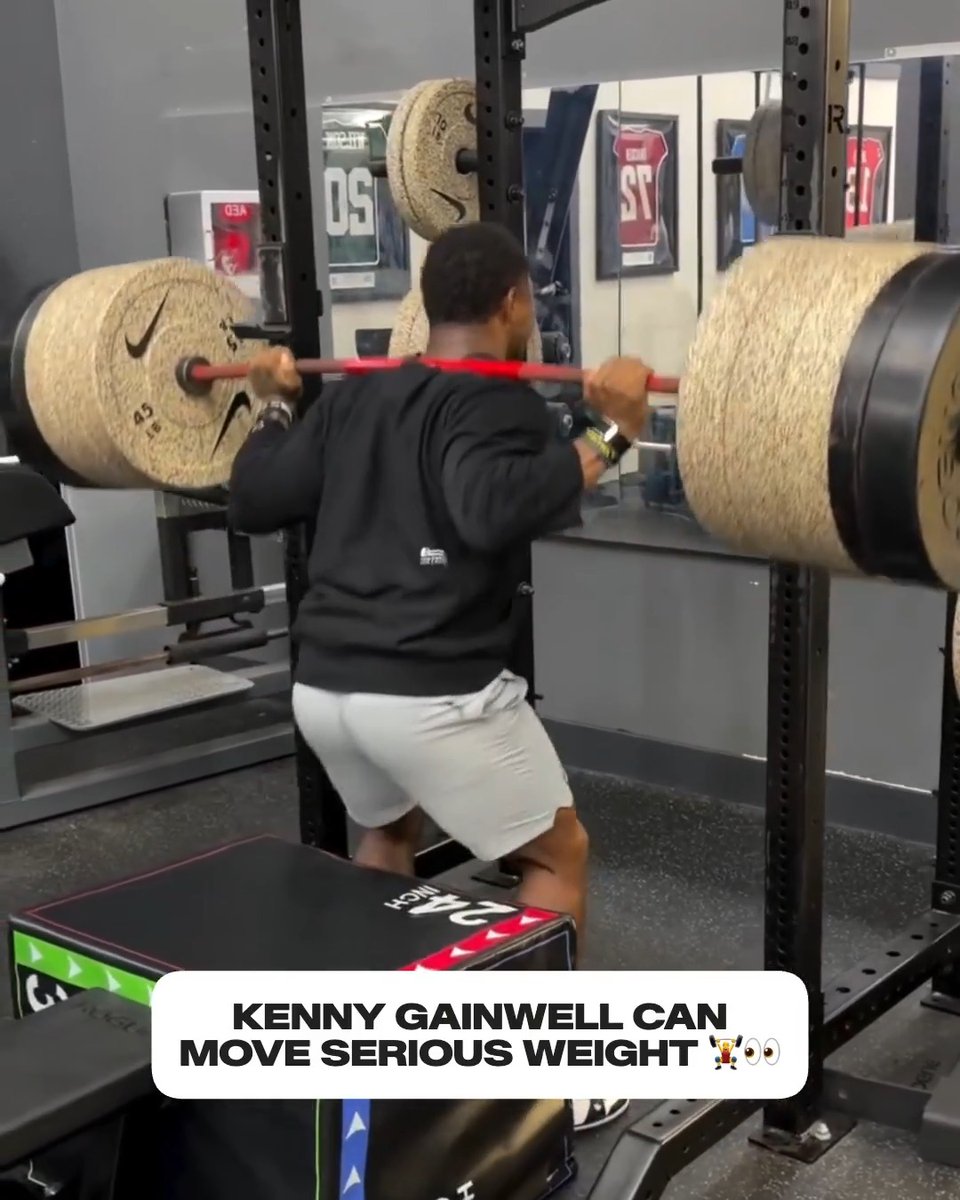 Kenny G repping out 495 lbs at 5'9", 200 lbs is INSANE 🤯 🎥 The Draft Academy/IG