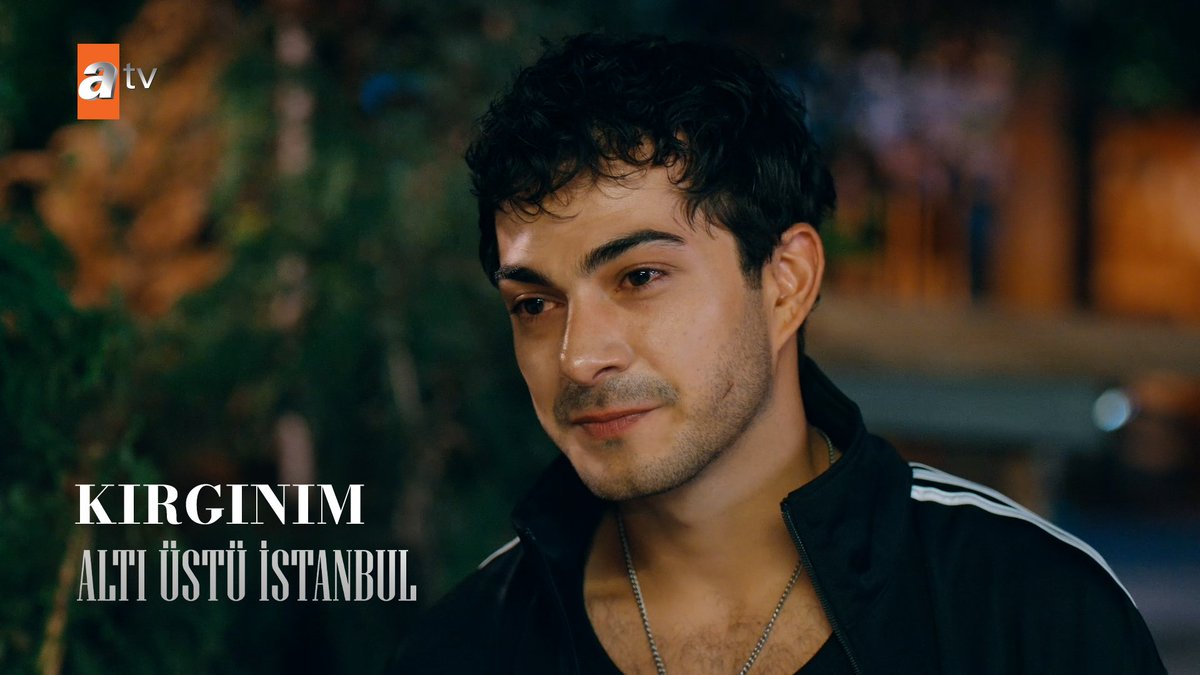"O kadar kırgınım ki kalmadı ahım..." 💔🍂 #AltıÜstüİstanbul atv