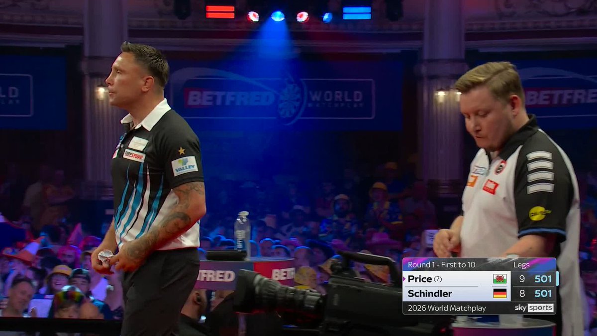PRICE ONE AWAY! This is remarkable! Martin Schindler has hit the wall here, and Price capitalises on his opponent's doubling woes to move a leg away from victory! 📺 #MatchplayDarts