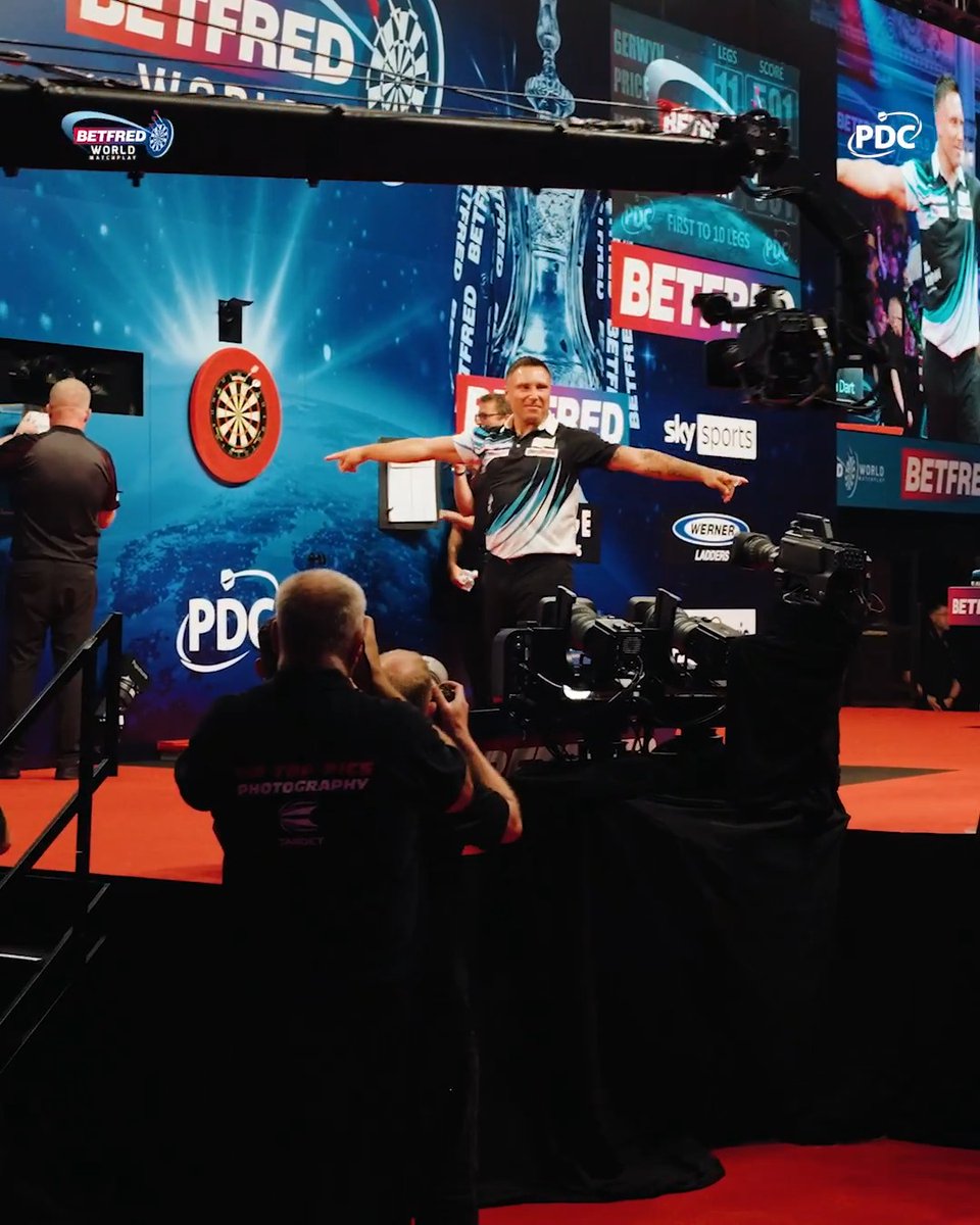 Gerwyn Price survives a scare in Blackpool! 👀 #MatchplayDarts | Gerwyn Price