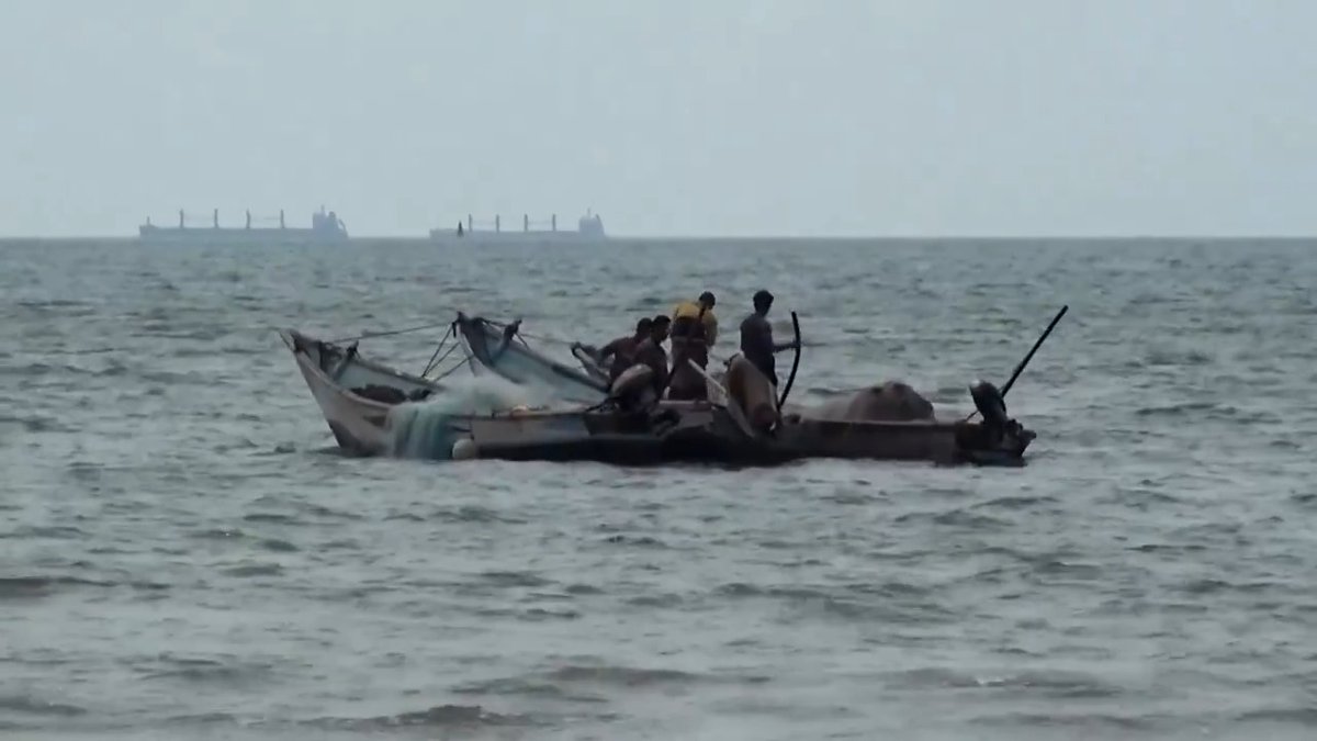 Yemen's Houthis said they will impose a maritime blockade on Saudi Arabia, threatening Red Sea oil shipments as global energy flows are already restricted by Iran's closure of the Strait of Hormuz