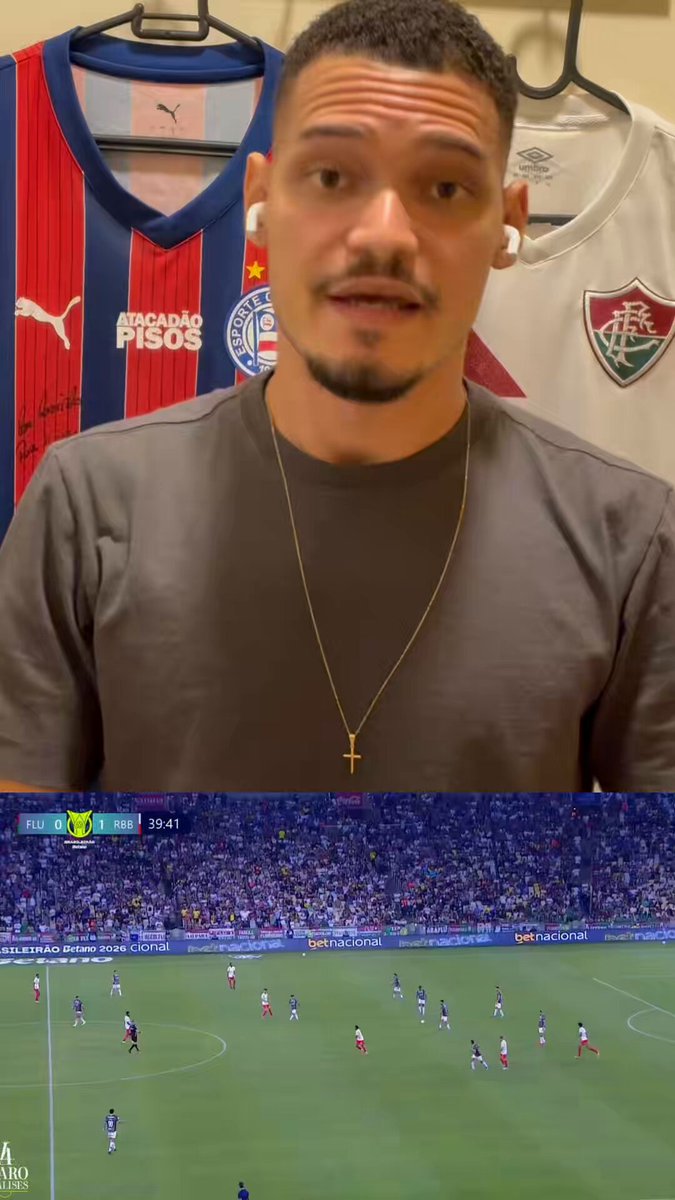 Olha o que o Martinelli fez contra o Bragantino! O meio-campista tricolor é jogador de Seleção Brasileira e merece ser convocado na primeira Data FIFA do segundo semestre. O melhor primeiro volante brasileiro em atividade.