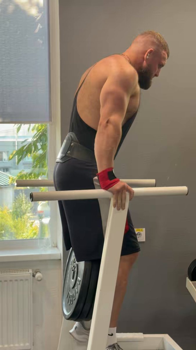 60kg x 12 reps 🐘