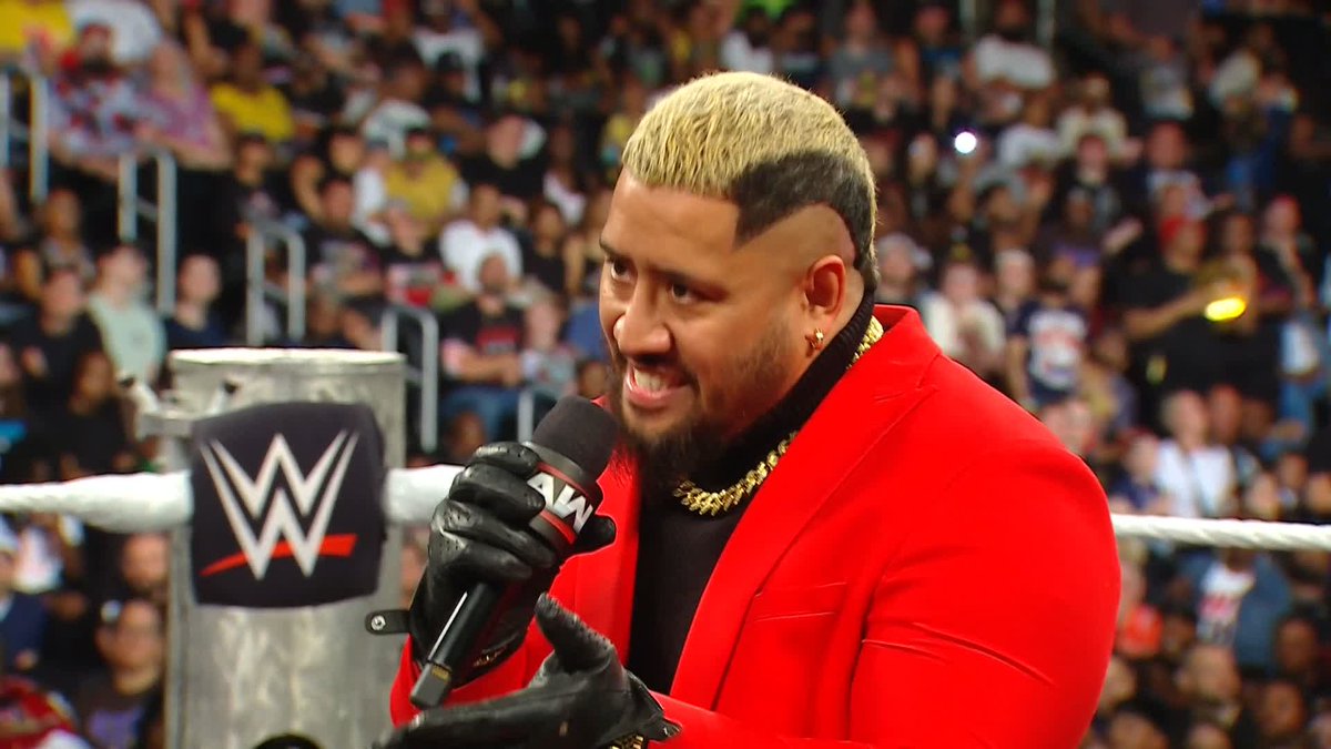 An interesting proposal from Solo 👀 Seth Rollins