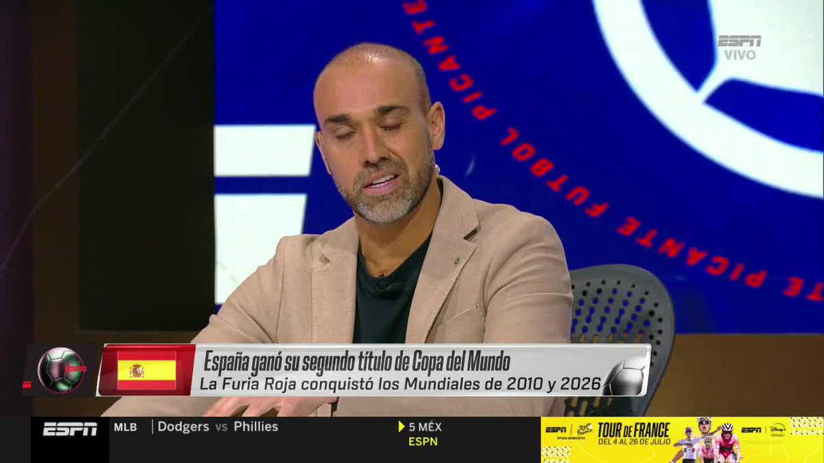 "La base de España es recuperar la pelota rápido para tener posesión y generar su futbol vertical" 🔥 ¿Qué es lo mejor que tiene el equipo de Luis de la Fuente? 💥