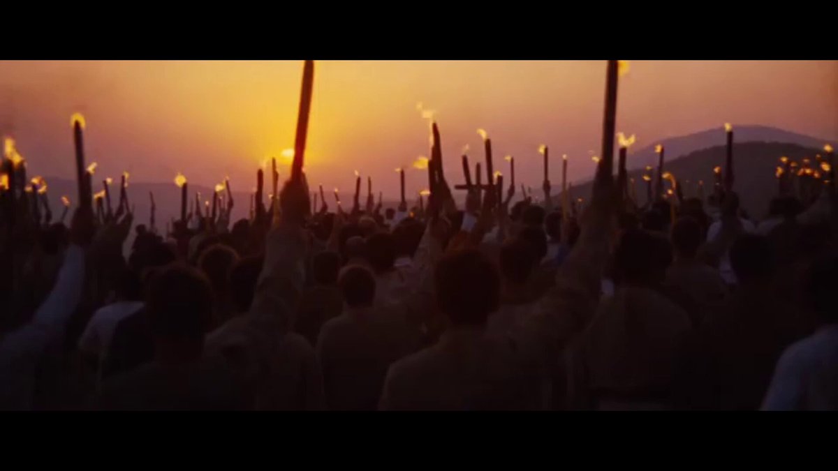 Despite being filmed during communism, this movie has explicitly pro-Christian aesthetics, with powerful scenes of Christians living in war-ridden Hungary praying in masses to God to save them from infidel hordes.