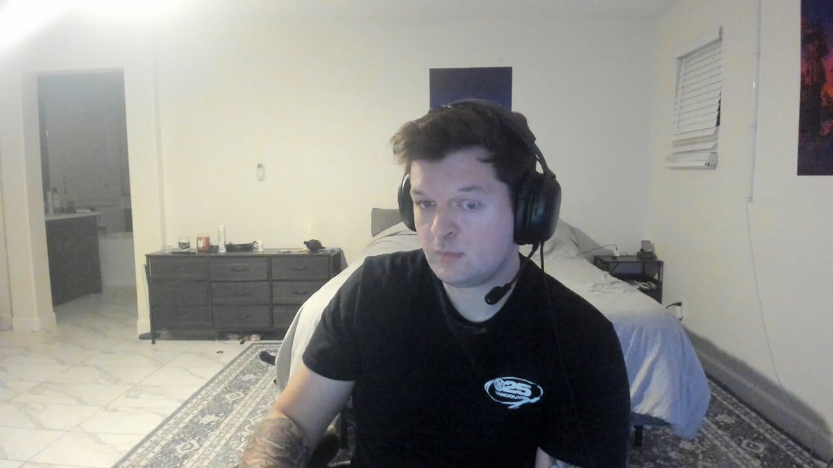 For anyone involved in lolesports, if you have the means please donate to Strai 's GoFundMe. He's in critical condition and his mother Norma Estrella and family could really use support. like + RTs appreciated