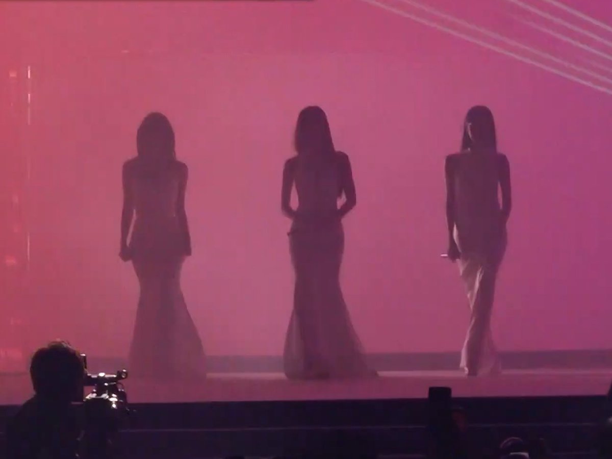 MISAMO'S ENTRANCE AT THE REFA EVENT