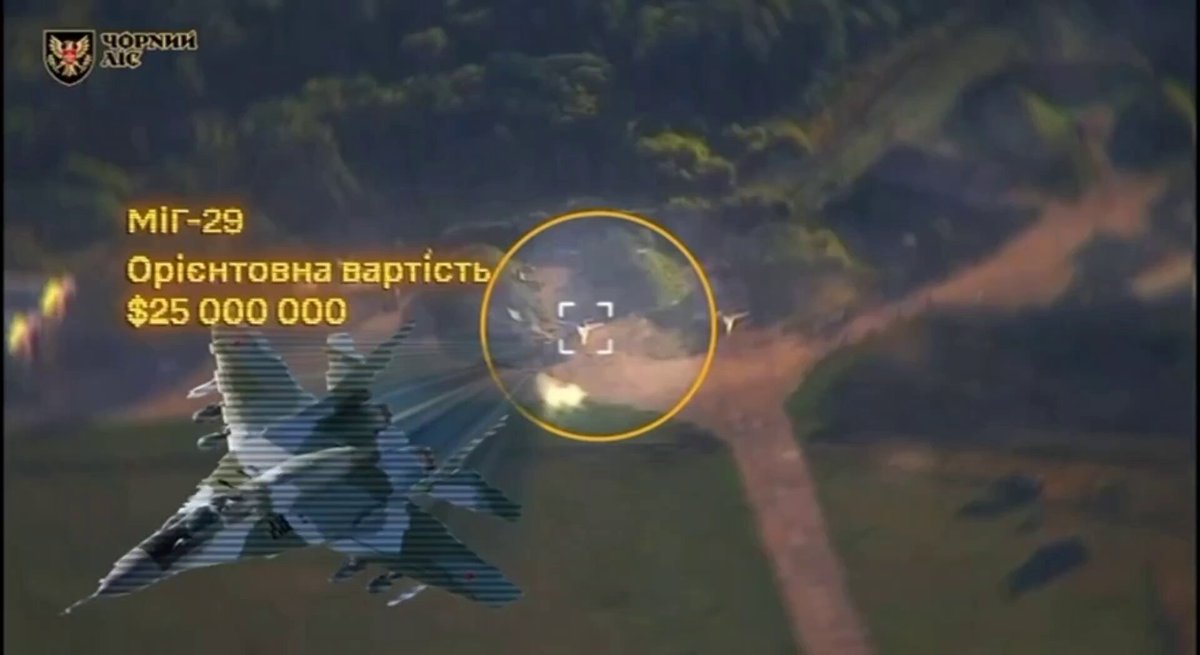 ⚡ Ukrainian Warriors struck a Russian MiG-29 fighter jet and a Pantsir-S1 missile system at Khalino air base in Russia's Kursk region. Ukraine's Defense Forces also carried out strikes on: ▪️ The Bussol-S radar in Kherson region (designed to detect, track, and provide coordinate support for surface (naval) targets, enhancing Russia's coastal surveillance and naval operations); ▪️ A Russian logistics depot in Davydovske, Donetsk region, an ammunition depot in Kundriuche, Luhansk region, and a logistics support depot near Popovo-Lezhachi in Russia's Kursk region; ▪️ Russian drone command posts near Komar in Donetsk region, Kamianske in Zaporizhzhia region, and the village of Zaporizhzhia in Donetsk region. Glory! 📹: The 15th Separate Artillery Reconnaissance Brigade "Black Forest" struck the MiG-29 and the Pantsir-S1.