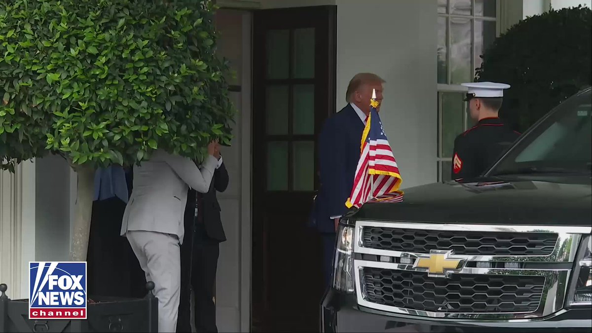 MOMENTS AGO: President Trump greets Lebanese President Joseph Aoun as he arrives at the White House.